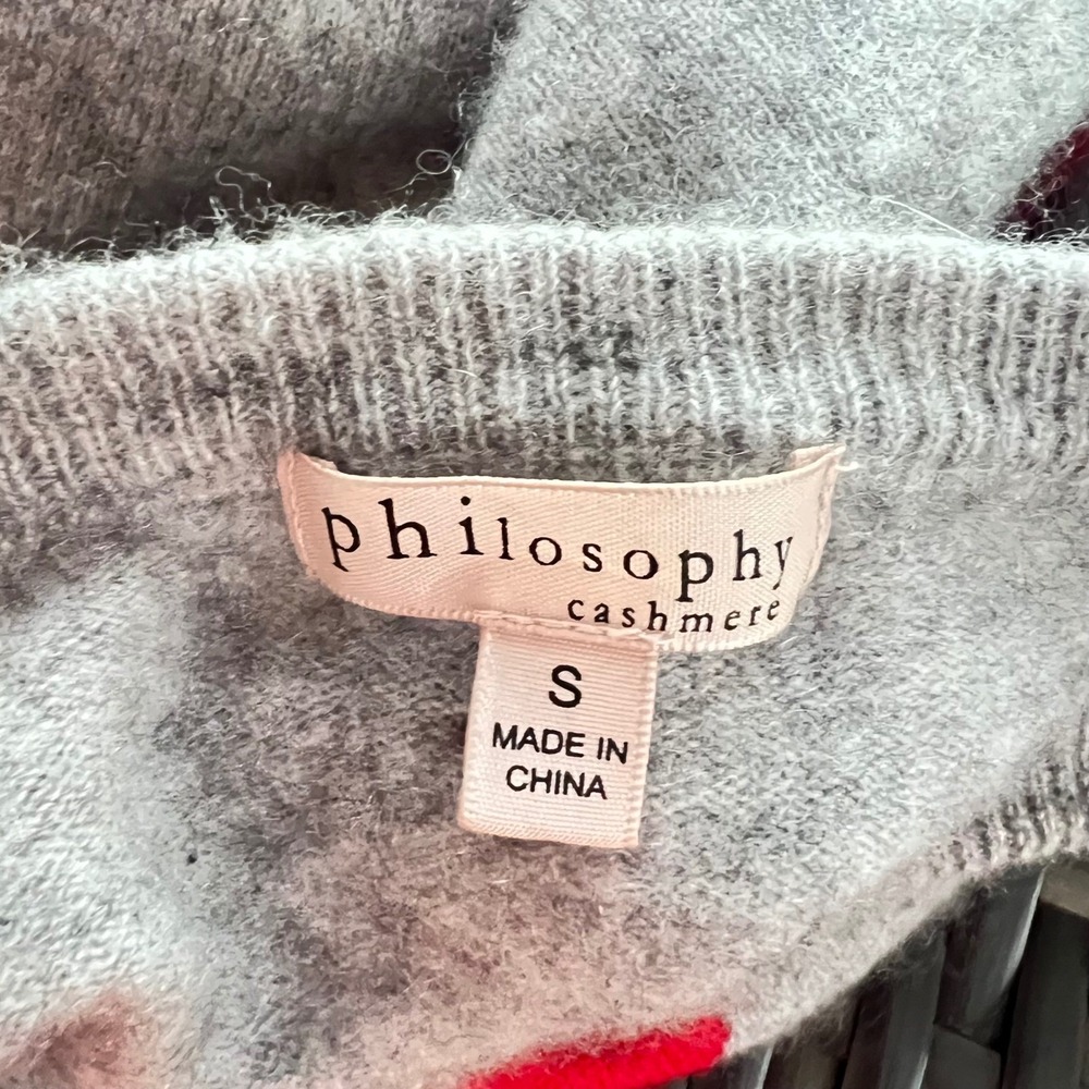 Philosophy Cashmere Sweater S Heart Print Gray Red Crew Neck Pullover Luxury - Picture 4 of 10
